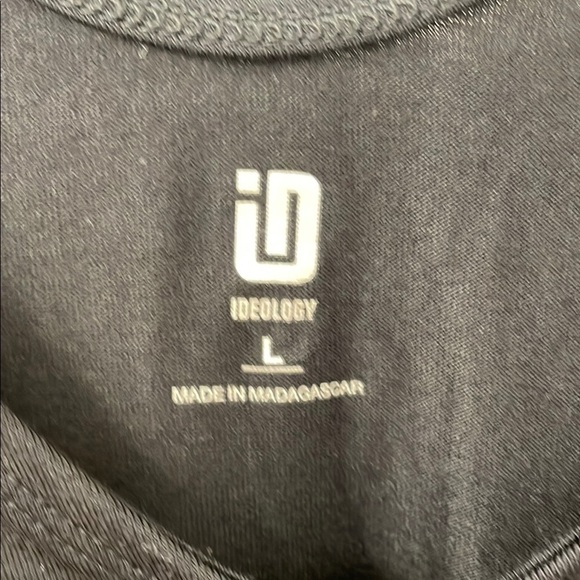 Ideology Black Sleeveless Relaxed Tank Top - Picture 2 of 6